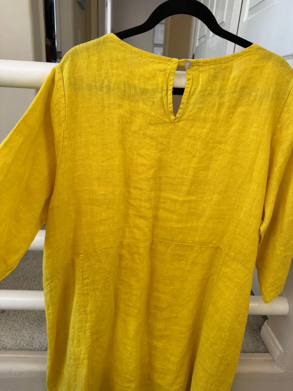 Relaxed Yellow Linen Midi Dress with Pockets - Picture 6 of 8